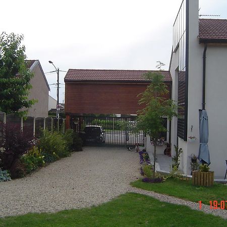 Aux Plumes De Grigy Bed and Breakfast Metz Exterior foto
