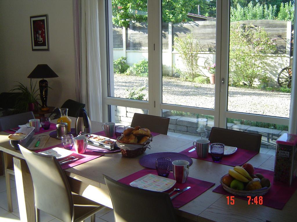 Aux Plumes De Grigy Bed and Breakfast Metz Exterior foto